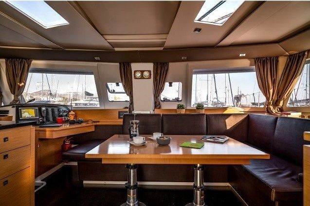 Fountaine Pajot Helia 44