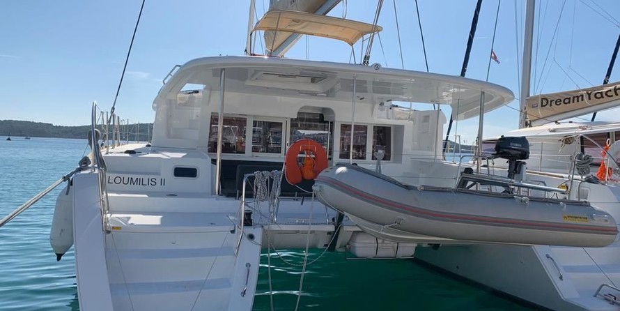 Lagoon 450 F