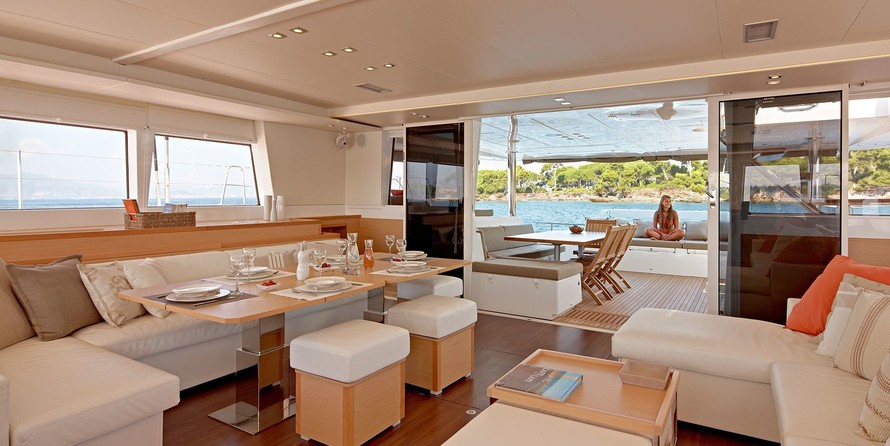 Lagoon 620
