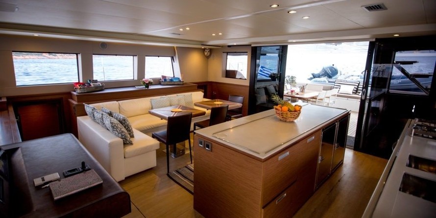 Lagoon 620