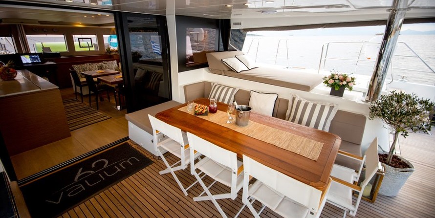 Lagoon 620