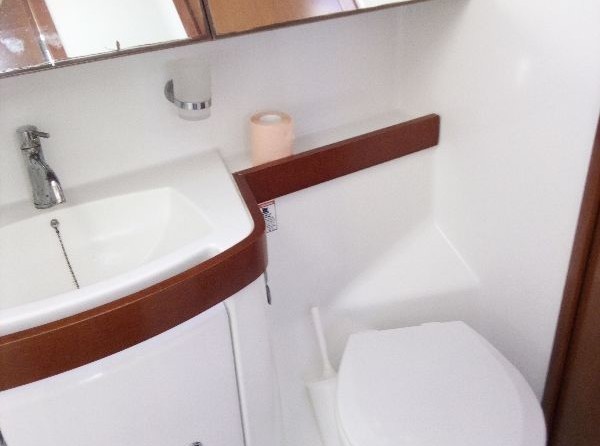 Beneteau Oceanis 40