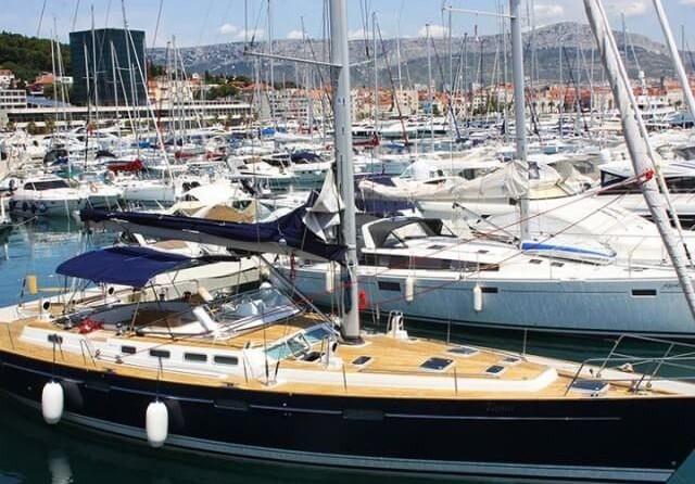 Beneteau 57