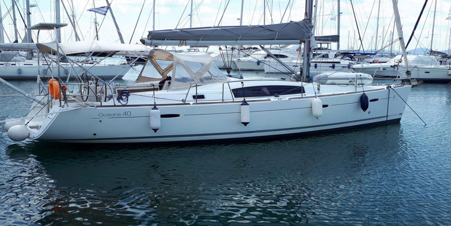 Beneteau Oceanis 40