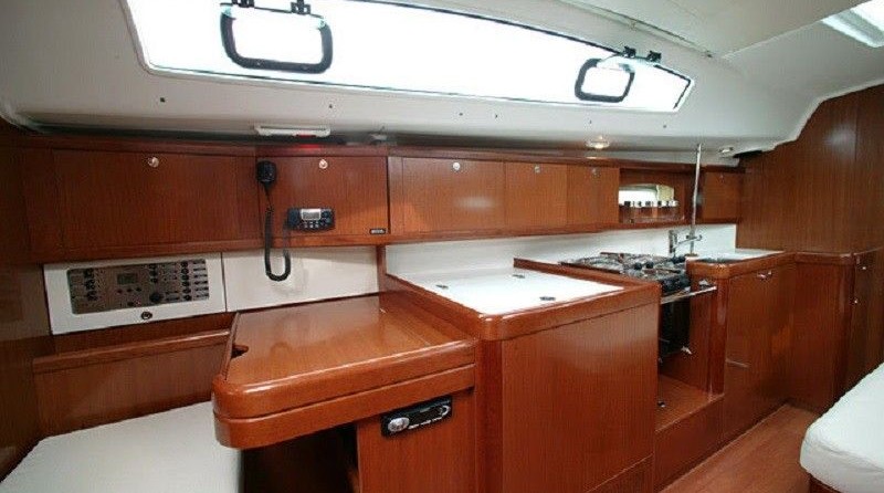 Beneteau Oceanis 40