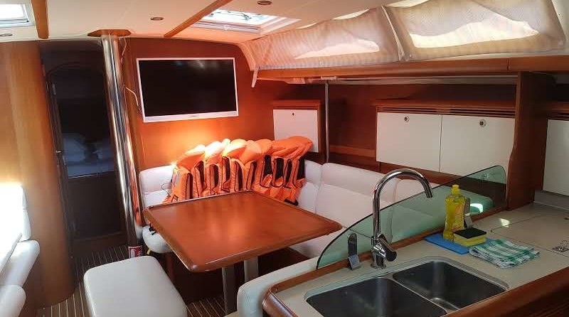 Jeanneau Sun Odyssey 43
