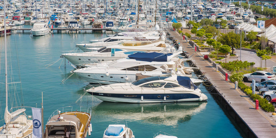 Fountaine Pajot Lipari 41