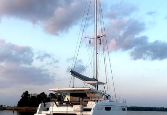 Fountaine Pajot Lucia 40