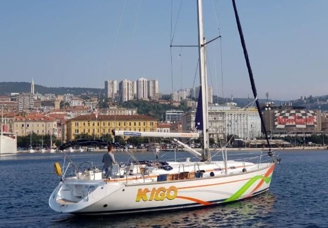 Bavaria 49
