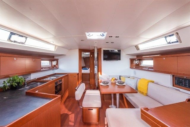 Beneteau Oceanis 45