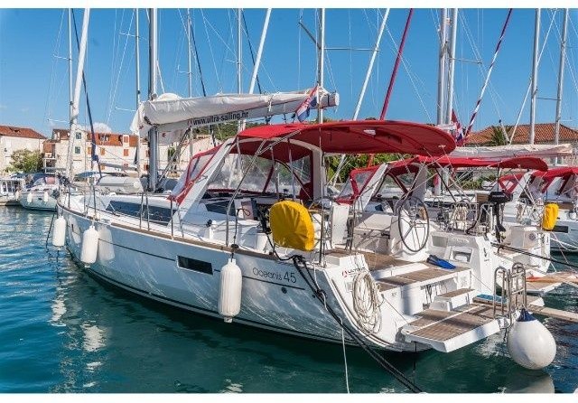 Beneteau Oceanis 45