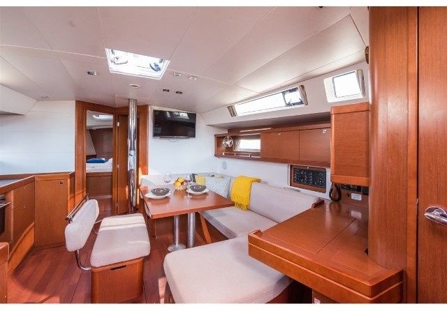 Beneteau Oceanis 45