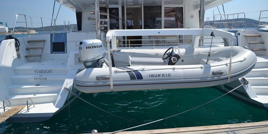 Lagoon 560