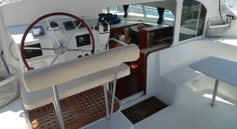 Lagoon 410