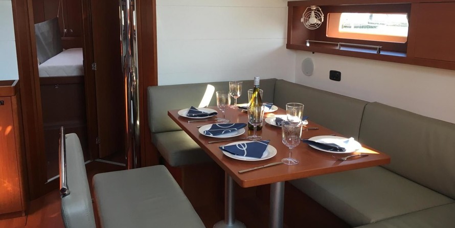 Beneteau Oceanis 45