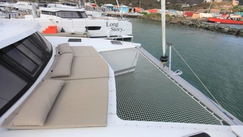 Fountaine Pajot Lucia 40