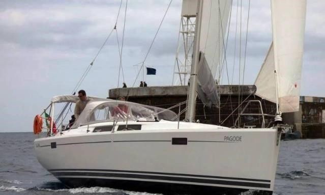 Hanse 385
