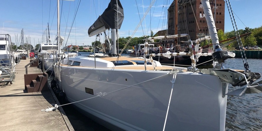 Hanse 458