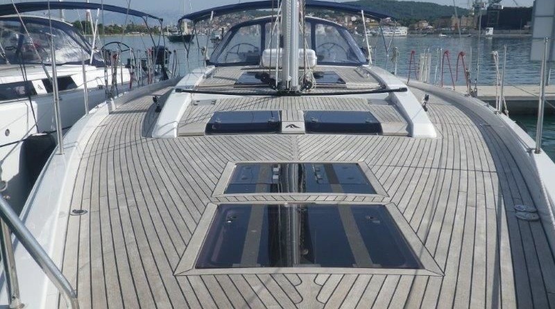 Hanse 575