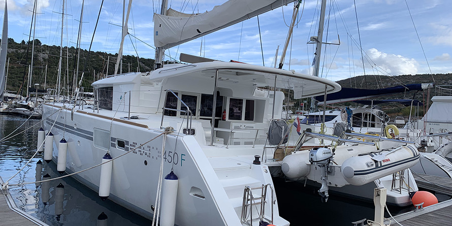 Lagoon 450 F