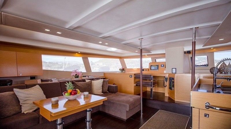 Fountaine Pajot Sanya 57