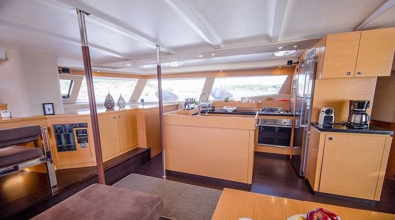 Fountaine Pajot Sanya 57