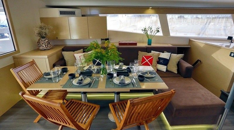 Fountaine Pajot Sanya 57
