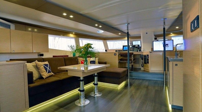 Fountaine Pajot Sanya 57
