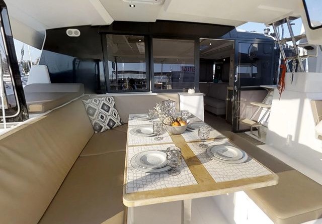 Fountaine Pajot Saona 47