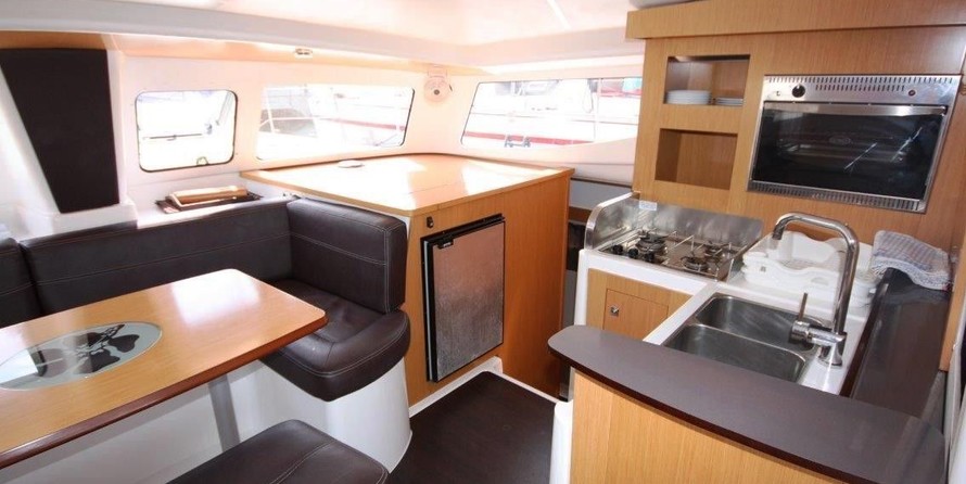 Fountaine Pajot Mahé 36