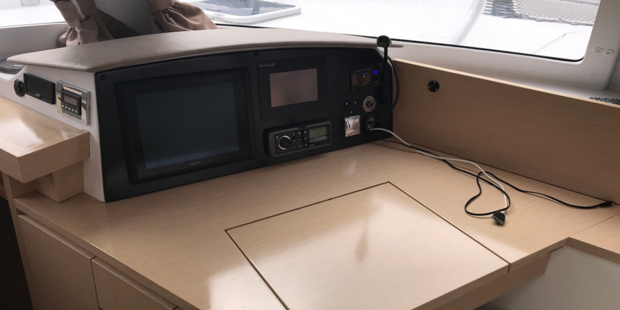 Fountaine Pajot Helia 44