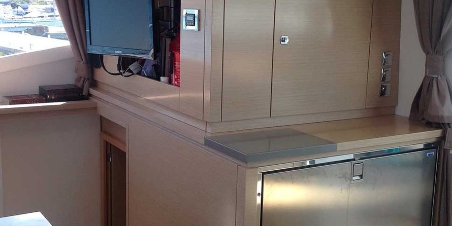 Fountaine Pajot Helia 44