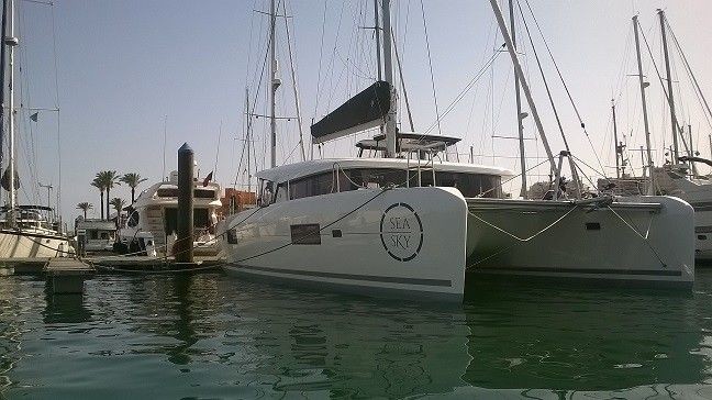 Lagoon 42