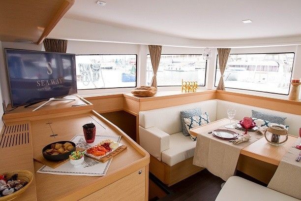 Lagoon 42