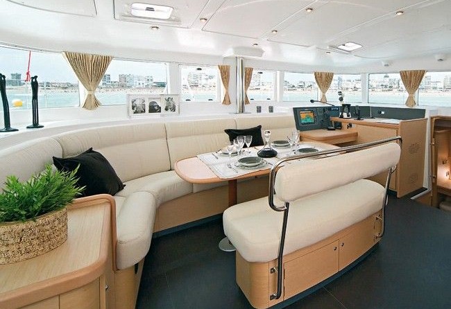 Lagoon 440