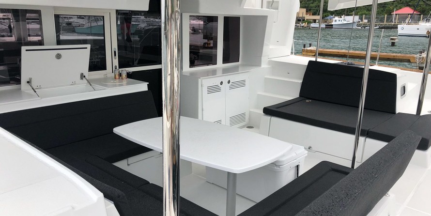 Lagoon 450 F