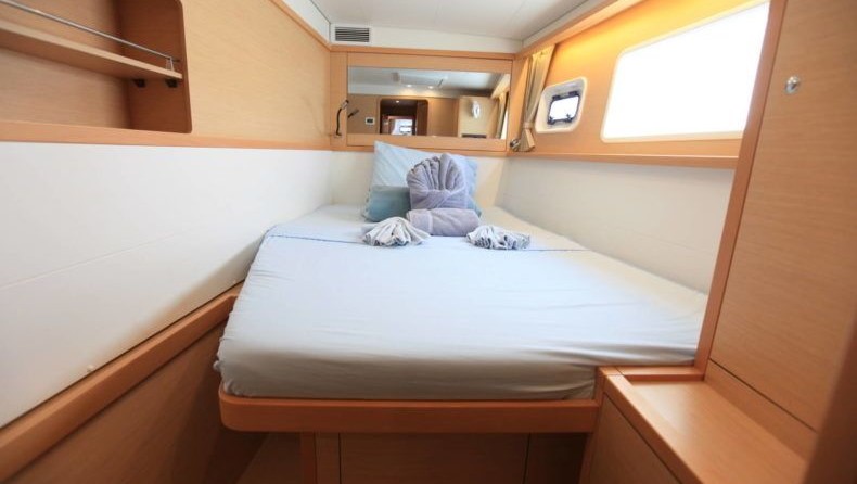Lagoon 450 F