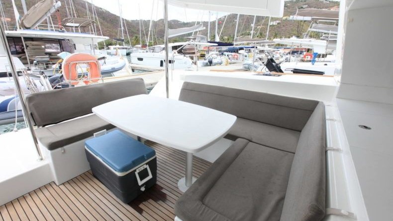 Lagoon 450 F