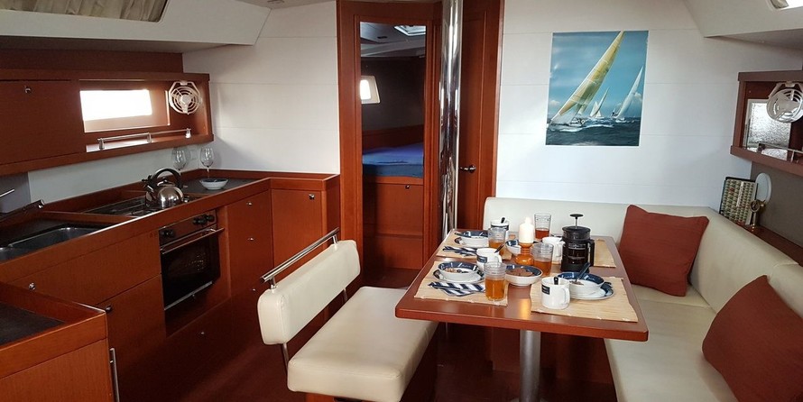 Beneteau Oceanis 45