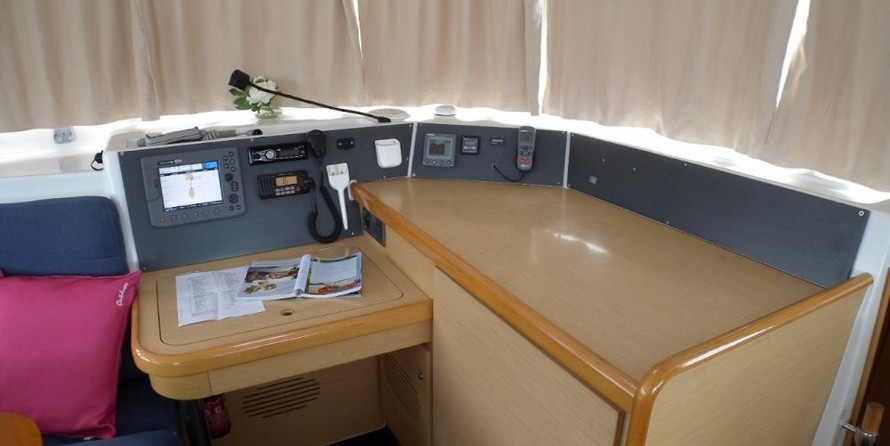 Lagoon 440