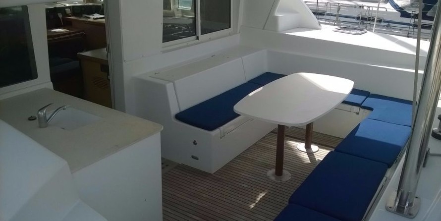 Lagoon 440