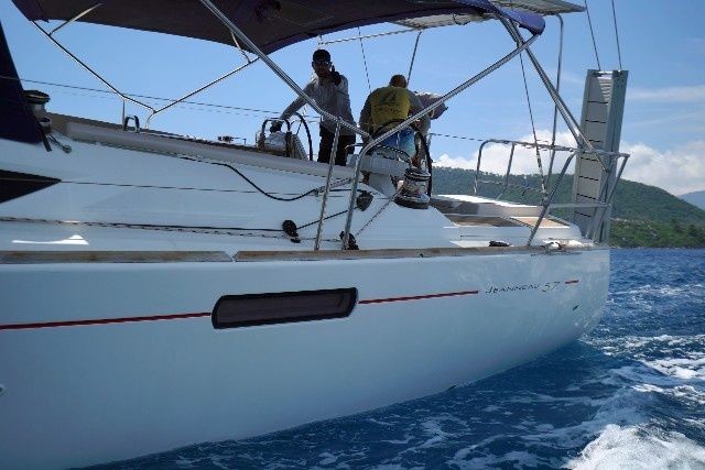 Jeanneau 57