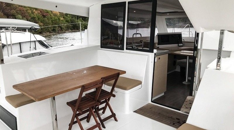 Fountaine Pajot Lucia 40