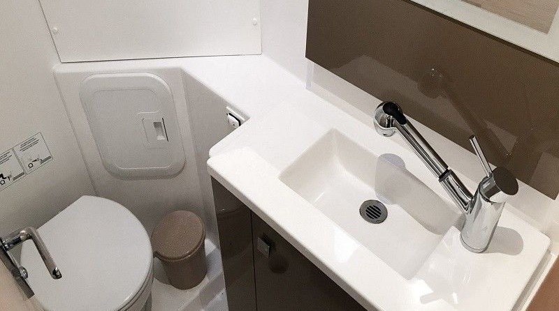 Fountaine Pajot Lucia 40