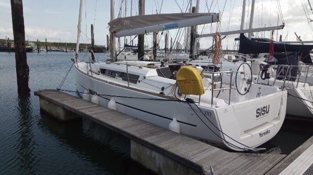 Dufour 310
