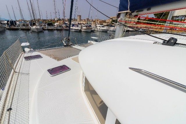 Lagoon 380