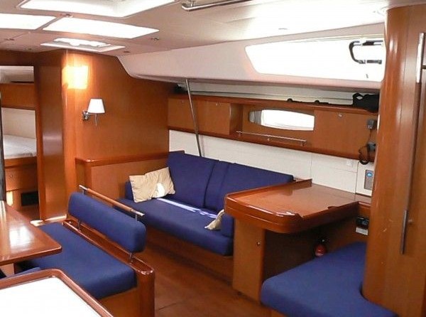 Beneteau Oceanis 54
