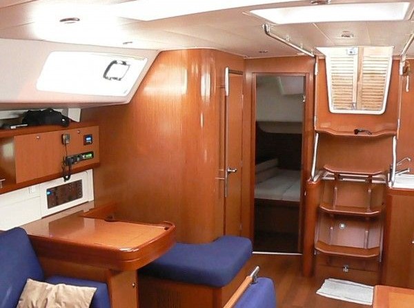 Beneteau Oceanis 54