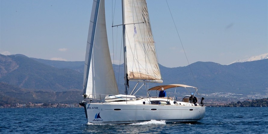 Beneteau Oceanis 43