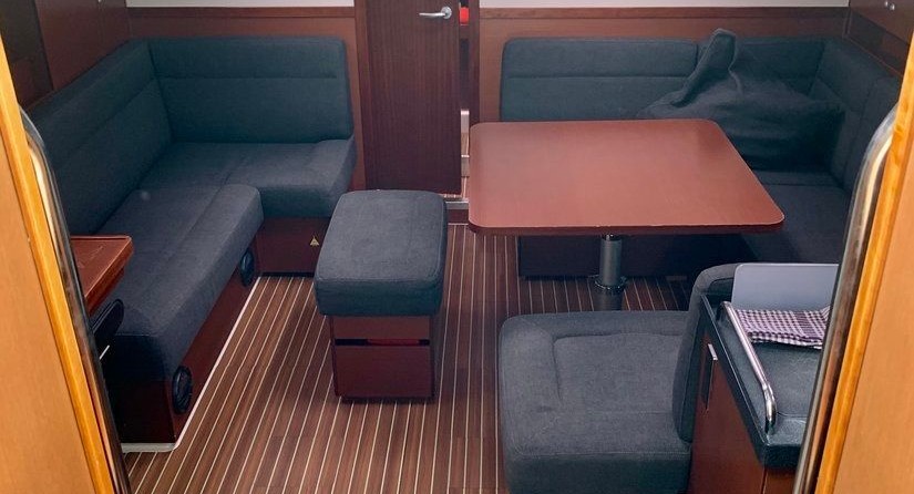 Hanse 445